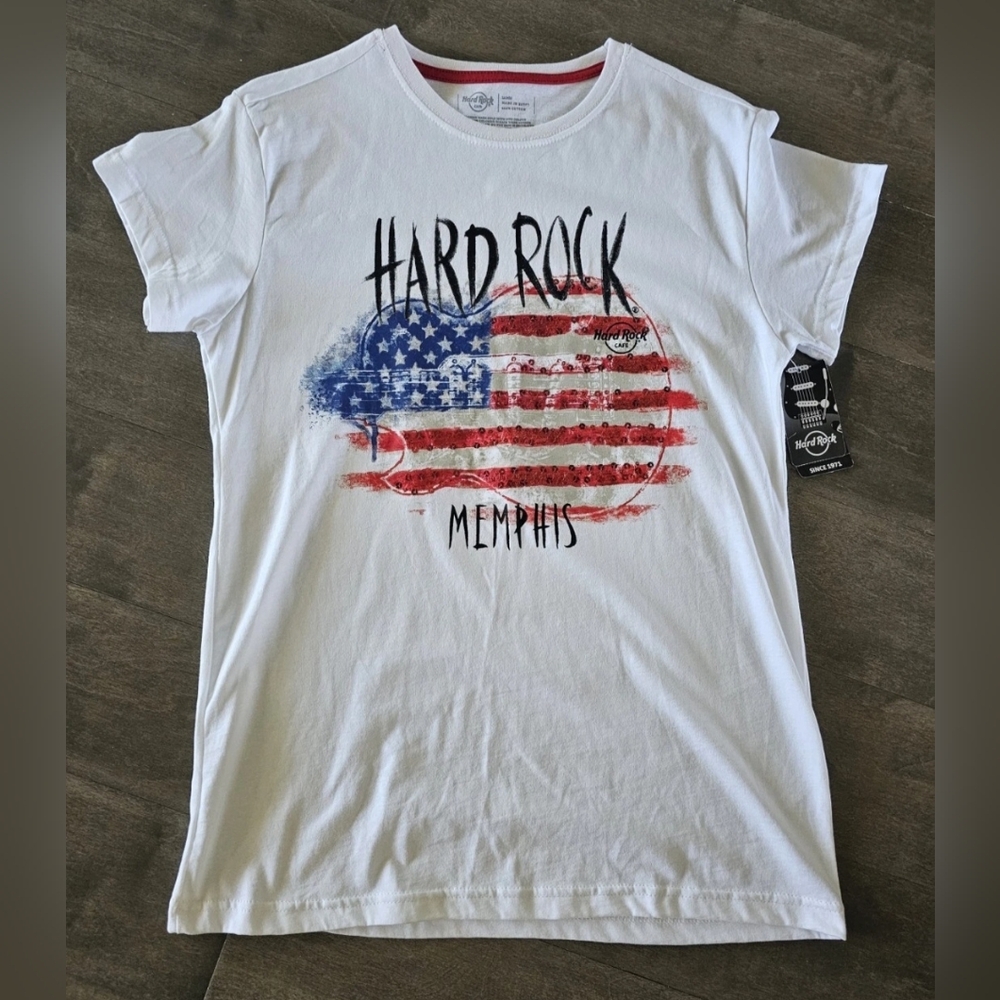 Hard Rock Cafe Memphis T-Shirt Womans Large White Guitar Flag Front Short Sleeve